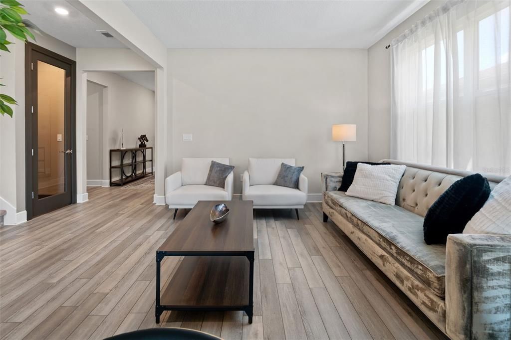 For Sale: $890,000 (5 beds, 4 baths, 3621 Square Feet)