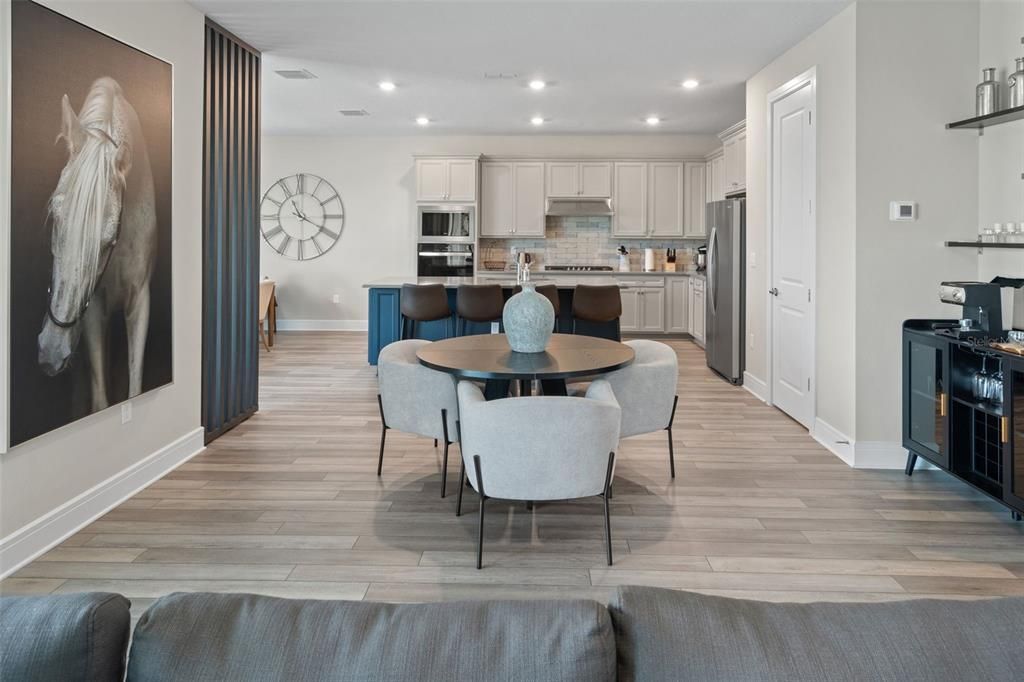 For Sale: $890,000 (5 beds, 4 baths, 3621 Square Feet)