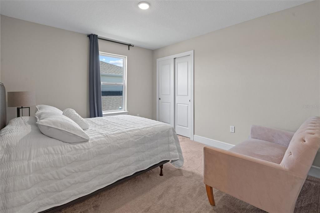 For Sale: $890,000 (5 beds, 4 baths, 3621 Square Feet)