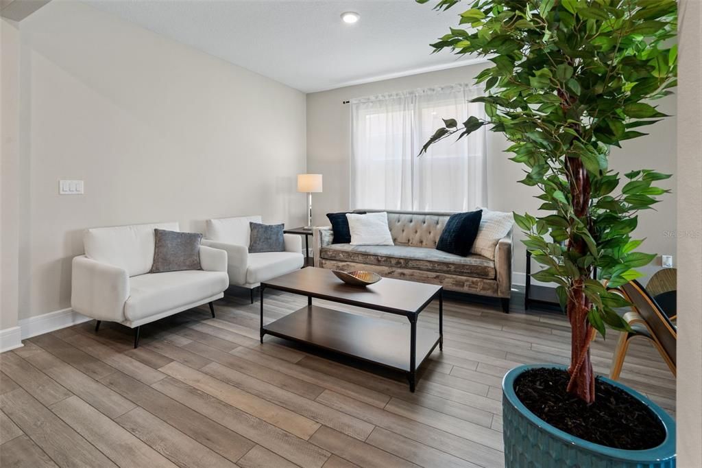 For Sale: $890,000 (5 beds, 4 baths, 3621 Square Feet)