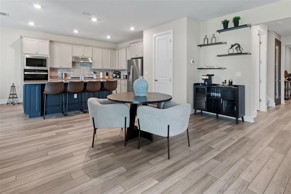 For Sale: $890,000 (5 beds, 4 baths, 3621 Square Feet)