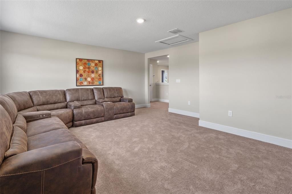 For Sale: $890,000 (5 beds, 4 baths, 3621 Square Feet)