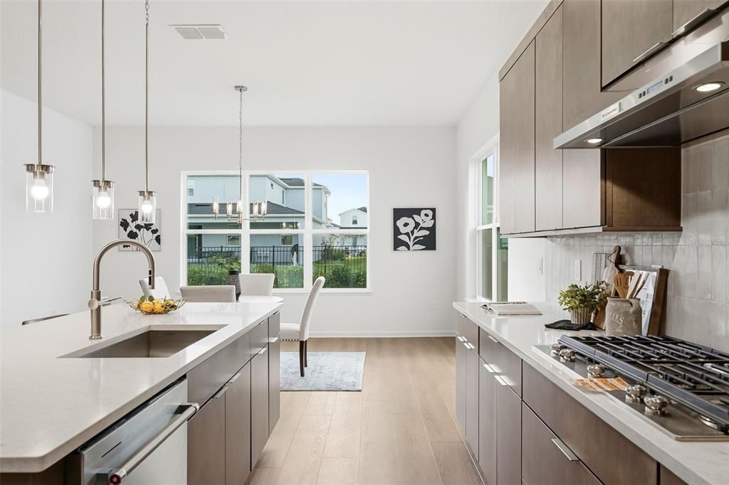 Active With Contract: $769,000 (5 beds, 4 baths, 3940 Square Feet)