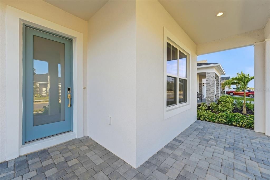 Active With Contract: $769,000 (5 beds, 4 baths, 3940 Square Feet)