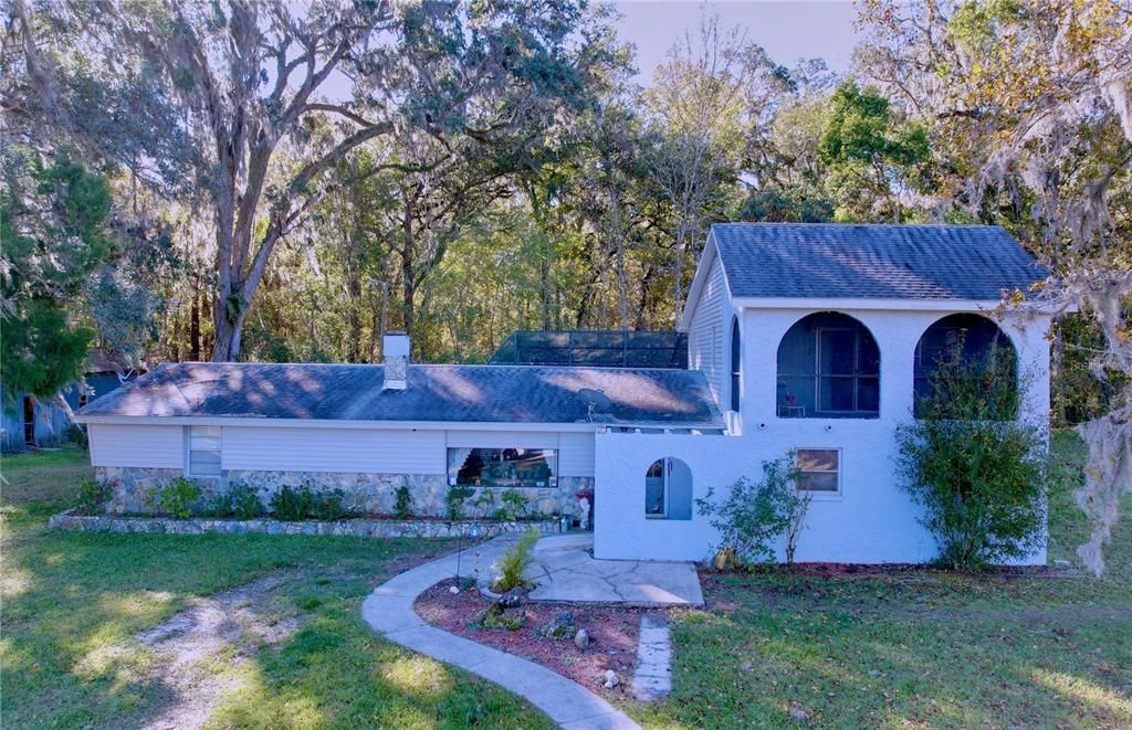 En Venta: $621,000 (4 camas, 2 baños, 2540 Pies cuadrados)