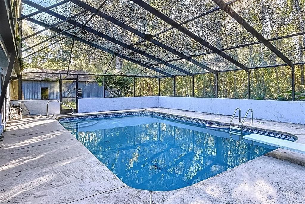 En Venta: $621,000 (4 camas, 2 baños, 2540 Pies cuadrados)