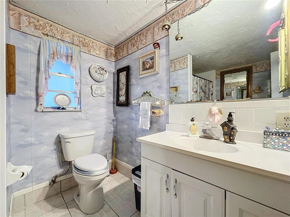 En Venta: $621,000 (4 camas, 2 baños, 2540 Pies cuadrados)