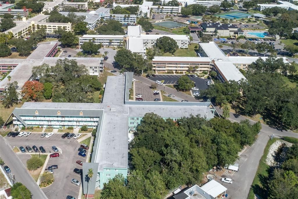 Active With Contract: $1,600 (2 beds, 2 baths, 1100 Square Feet)