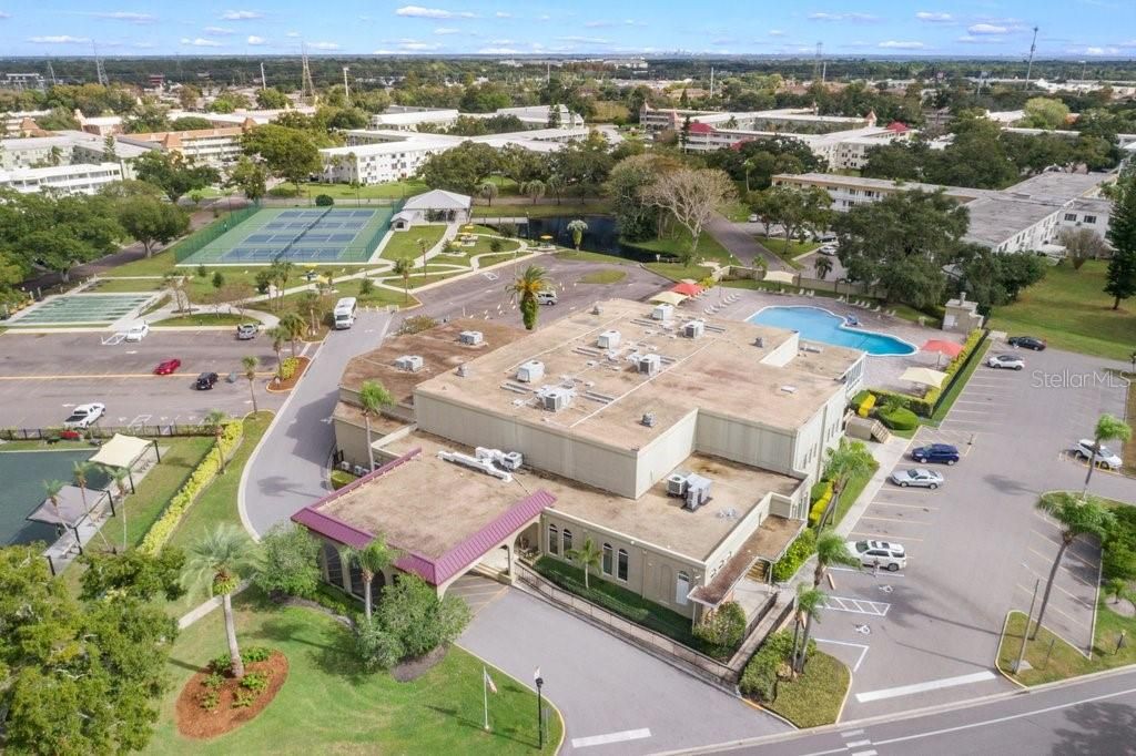 Active With Contract: $1,600 (2 beds, 2 baths, 1100 Square Feet)