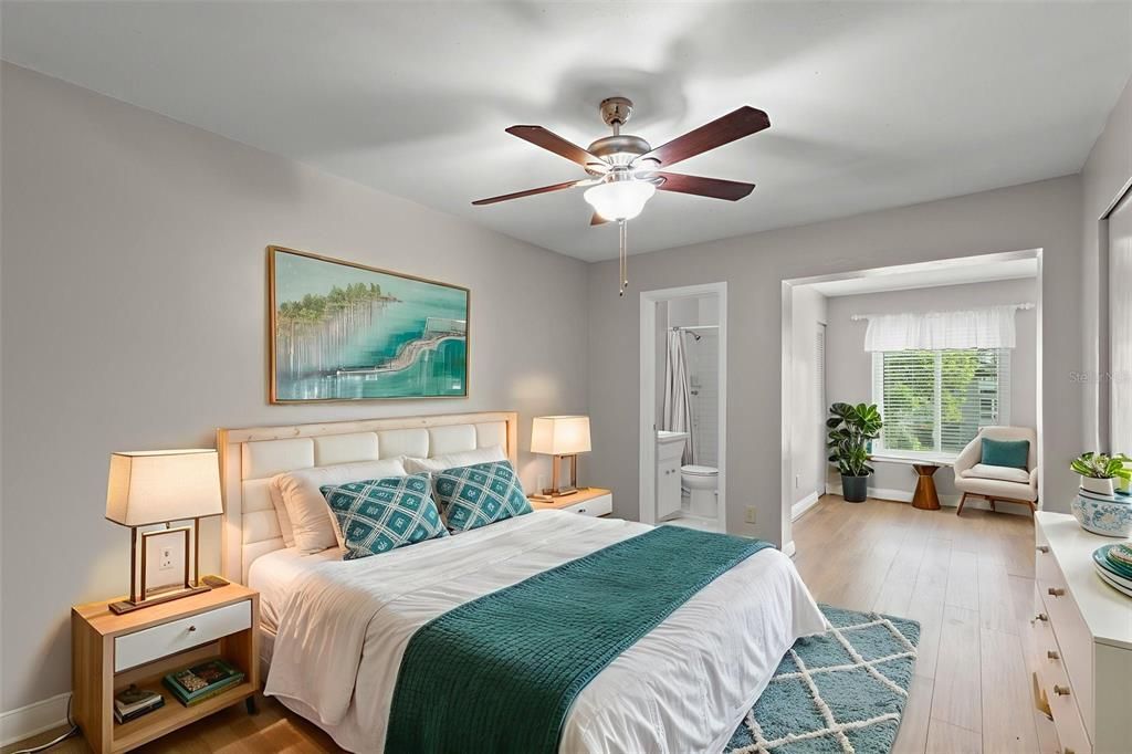 Active With Contract: $1,600 (2 beds, 2 baths, 1100 Square Feet)