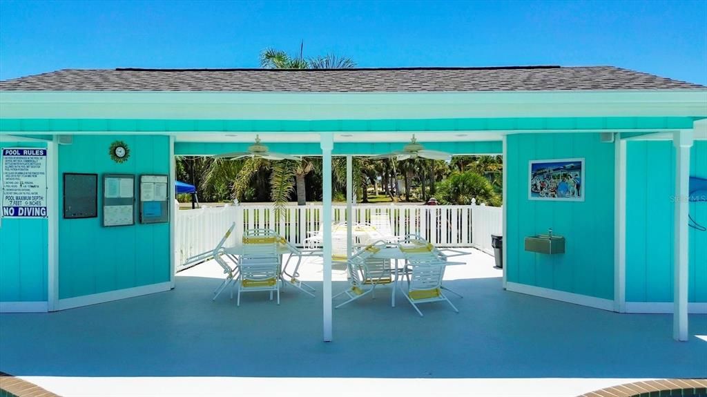 На продажу: $359,000 (2 спален, 2 ванн, 1093 Квадратных фут)