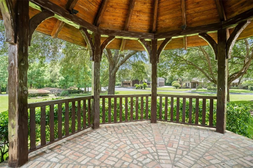 For Sale: $7,500,000 (10 beds, 13 baths, 25706 Square Feet)