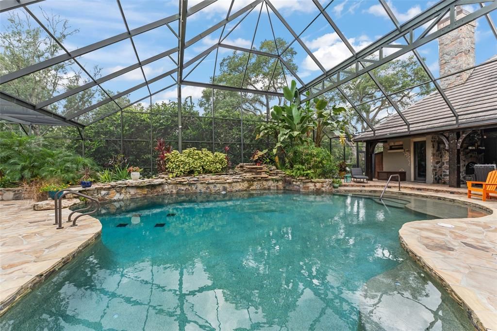 For Sale: $7,500,000 (10 beds, 13 baths, 25706 Square Feet)