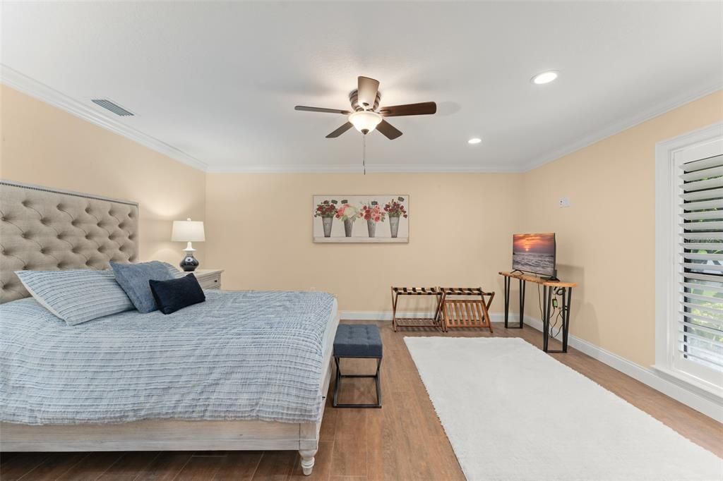 For Sale: $7,500,000 (10 beds, 13 baths, 25706 Square Feet)