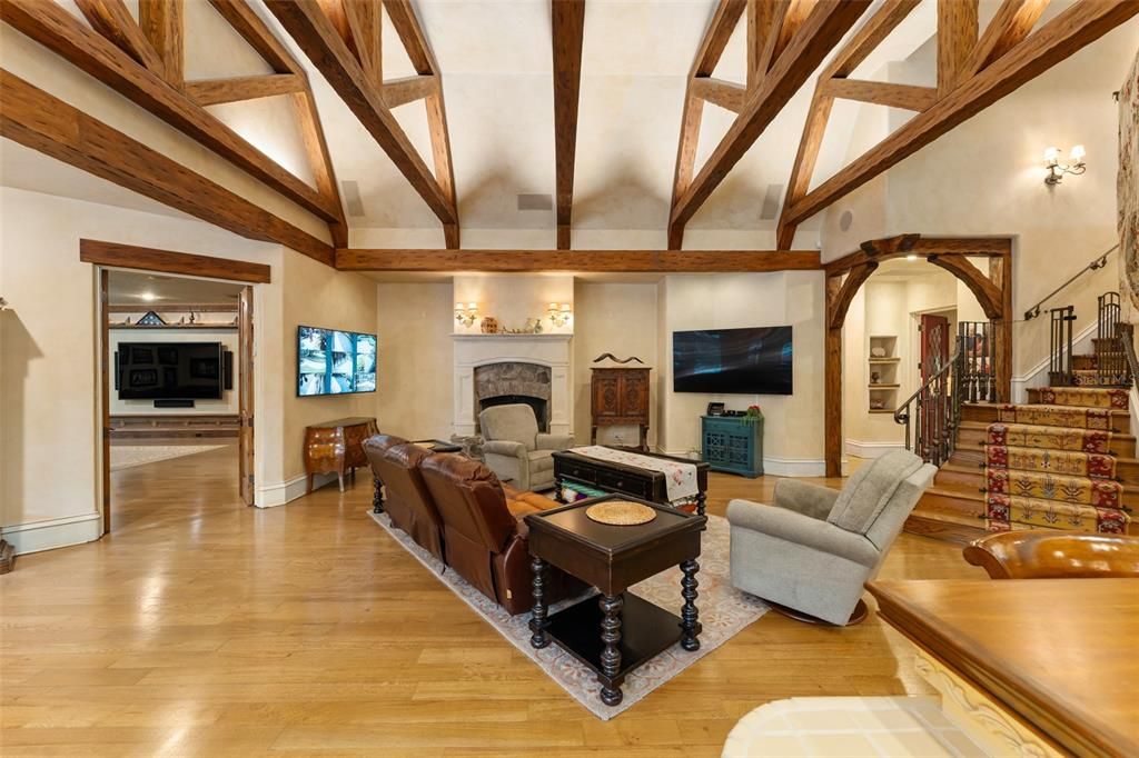 For Sale: $7,500,000 (10 beds, 13 baths, 25706 Square Feet)