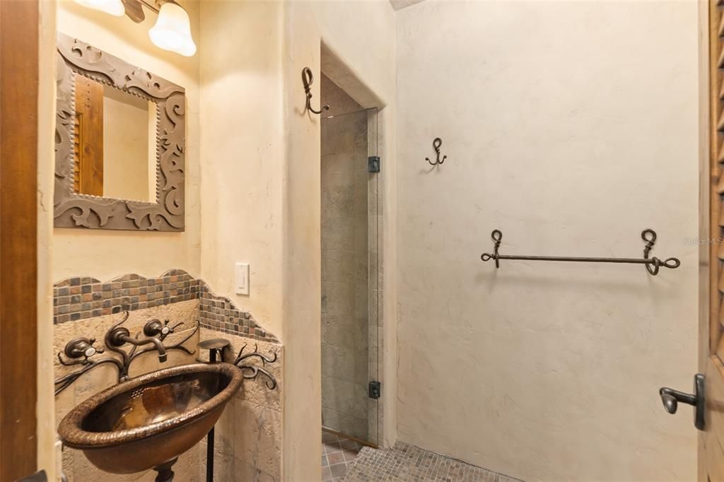 For Sale: $7,500,000 (10 beds, 13 baths, 25706 Square Feet)