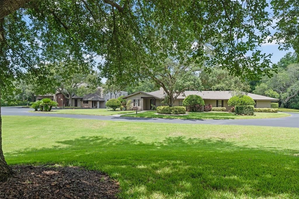 For Sale: $7,500,000 (10 beds, 13 baths, 25706 Square Feet)