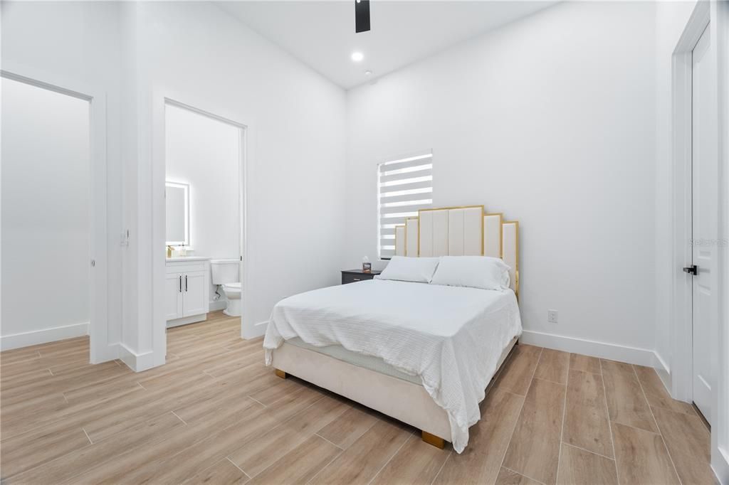 For Sale: $785,000 (4 beds, 4 baths, 3368 Square Feet)