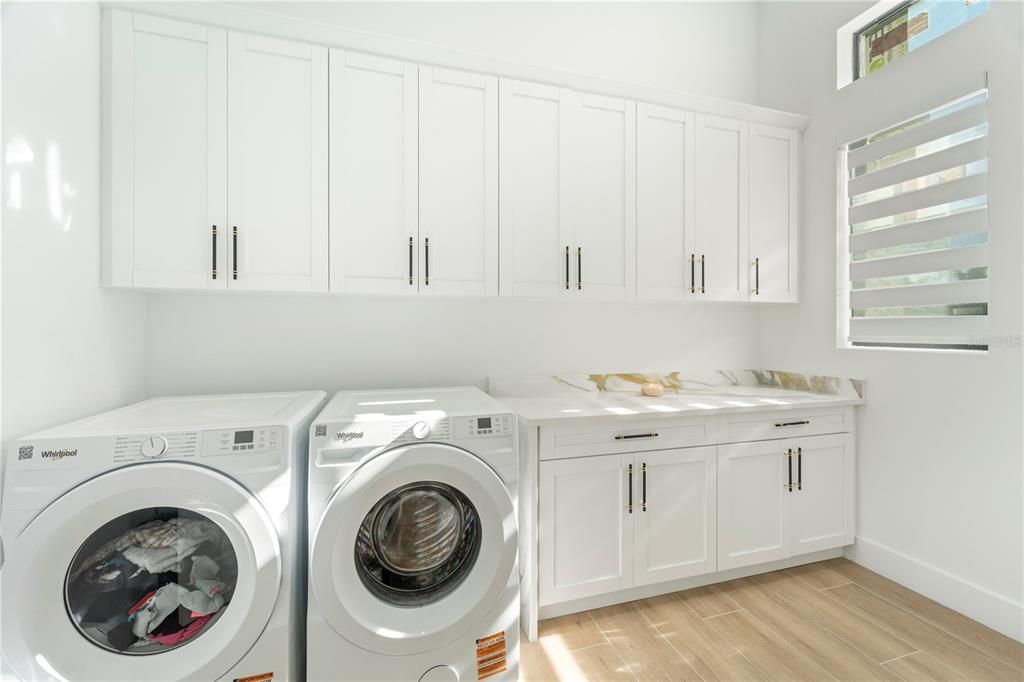 For Sale: $785,000 (4 beds, 4 baths, 3368 Square Feet)