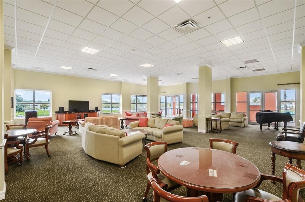 待售: $345,000 (2 贝兹, 2 浴室, 1339 平方英尺)