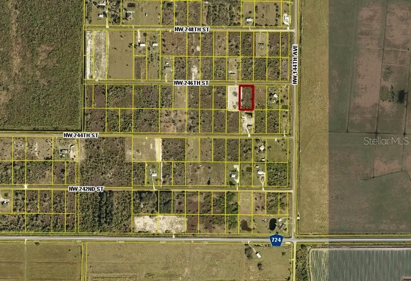 Под контрактом: $284,900 (3 спален, 2 ванн, 1600 Квадратных фут)