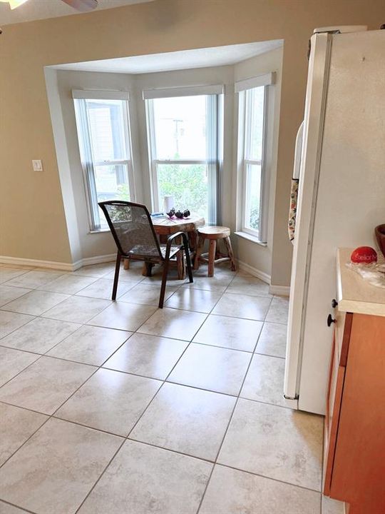 На продажу: $372,500 (3 спален, 2 ванн, 1487 Квадратных фут)