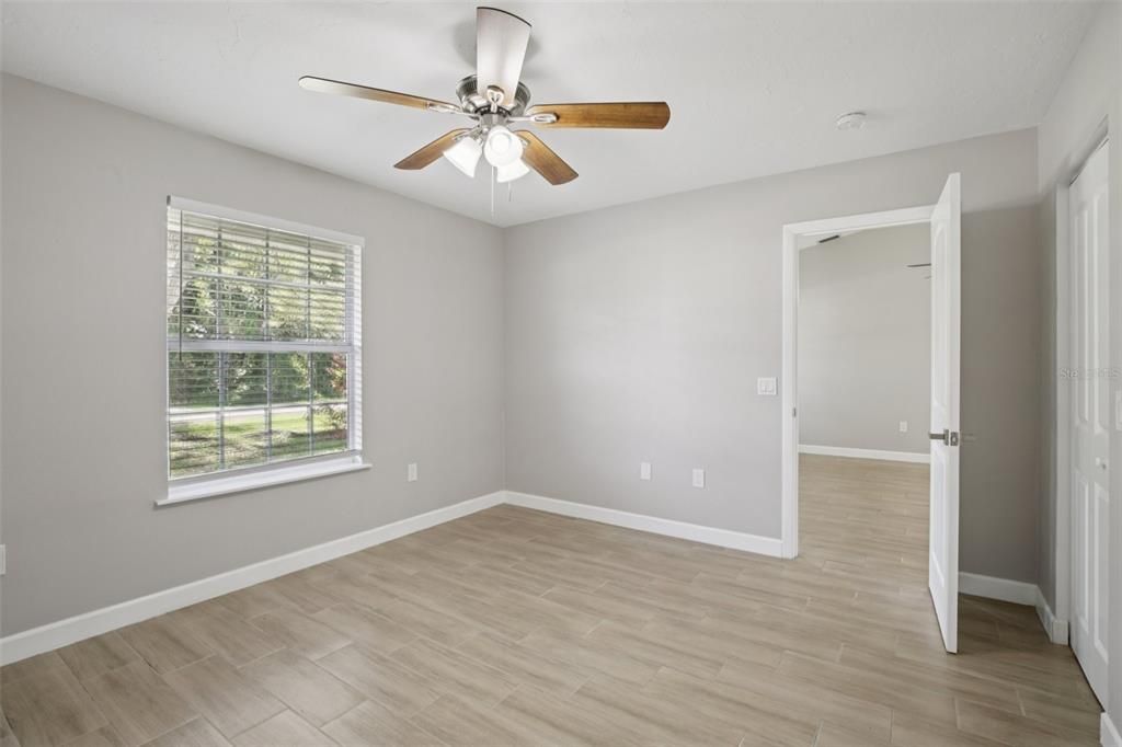 Active With Contract: $259,900 (3 beds, 2 baths, 1148 Square Feet)