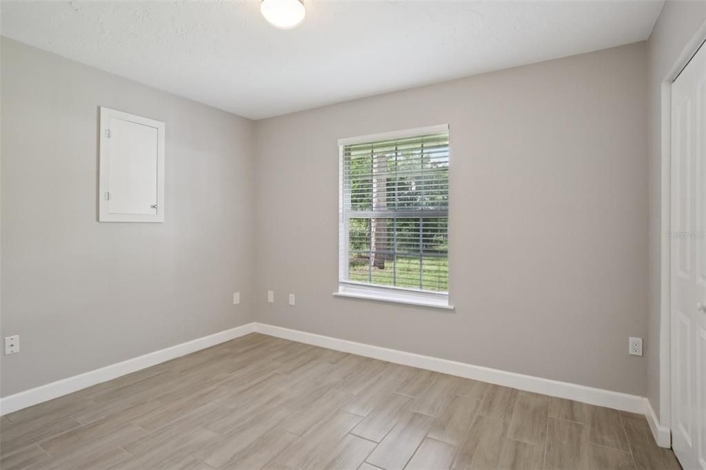 Active With Contract: $259,900 (3 beds, 2 baths, 1148 Square Feet)