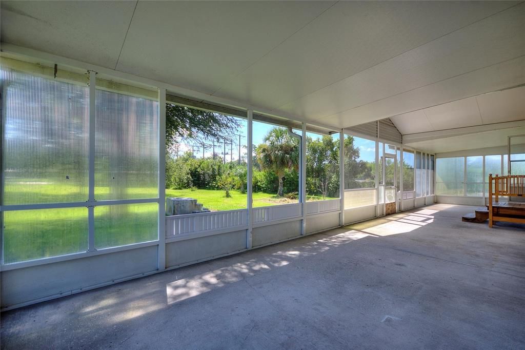 Activo con contrato: $230,000 (3 camas, 2 baños, 1152 Pies cuadrados)