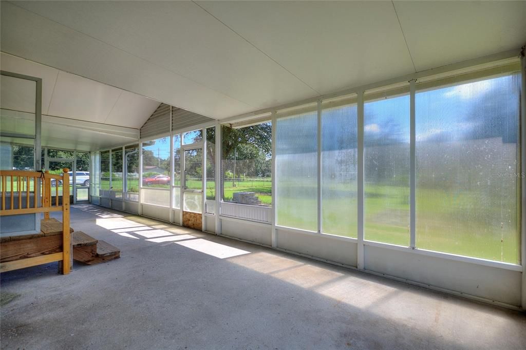 Activo con contrato: $230,000 (3 camas, 2 baños, 1152 Pies cuadrados)