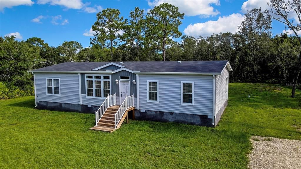 For Sale: $315,900 (3 beds, 2 baths, 1829 Square Feet)