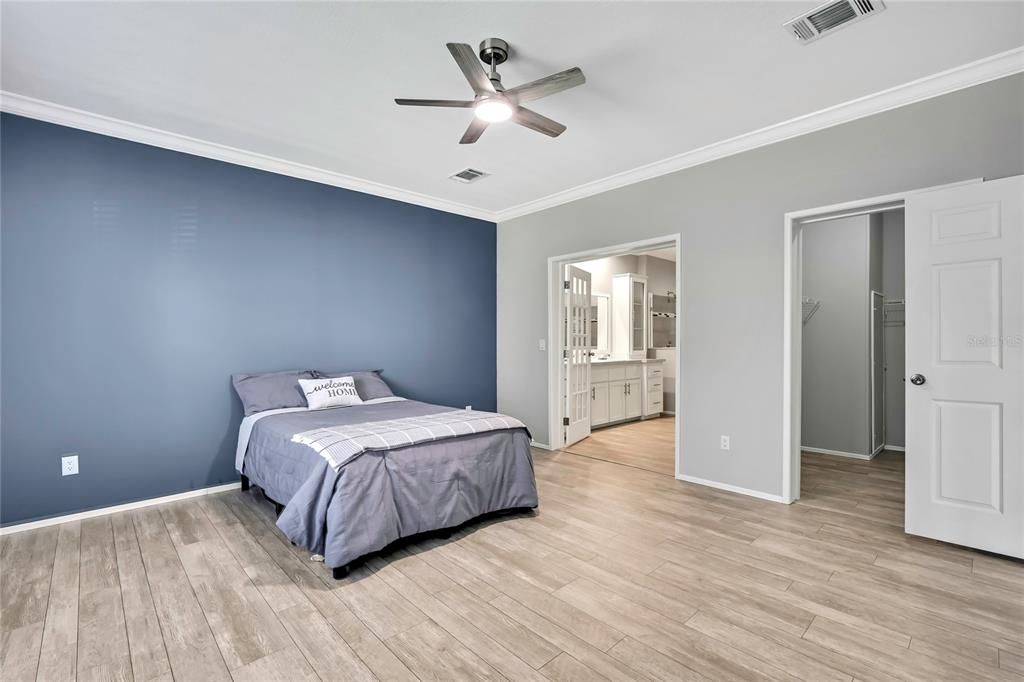 For Sale: $315,900 (3 beds, 2 baths, 1829 Square Feet)