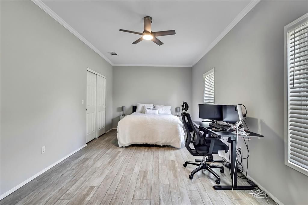 For Sale: $315,900 (3 beds, 2 baths, 1829 Square Feet)