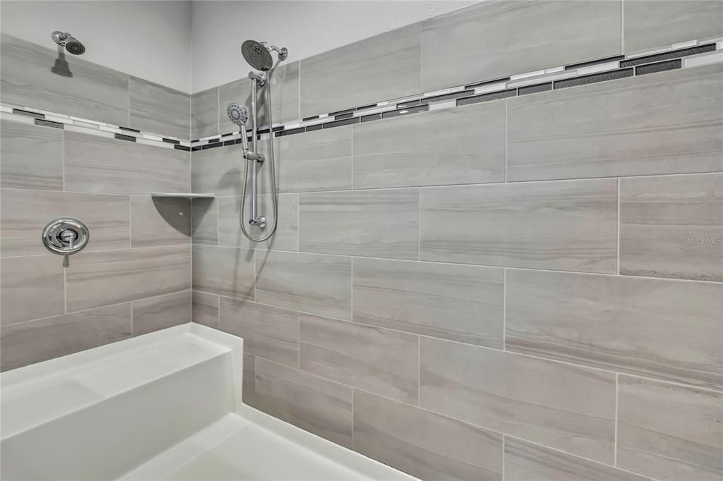 For Sale: $315,900 (3 beds, 2 baths, 1829 Square Feet)