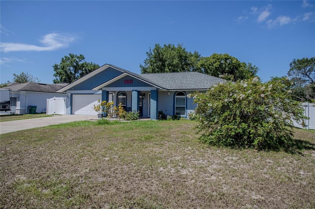 На продажу: $329,000 (3 спален, 2 ванн, 1412 Квадратных фут)