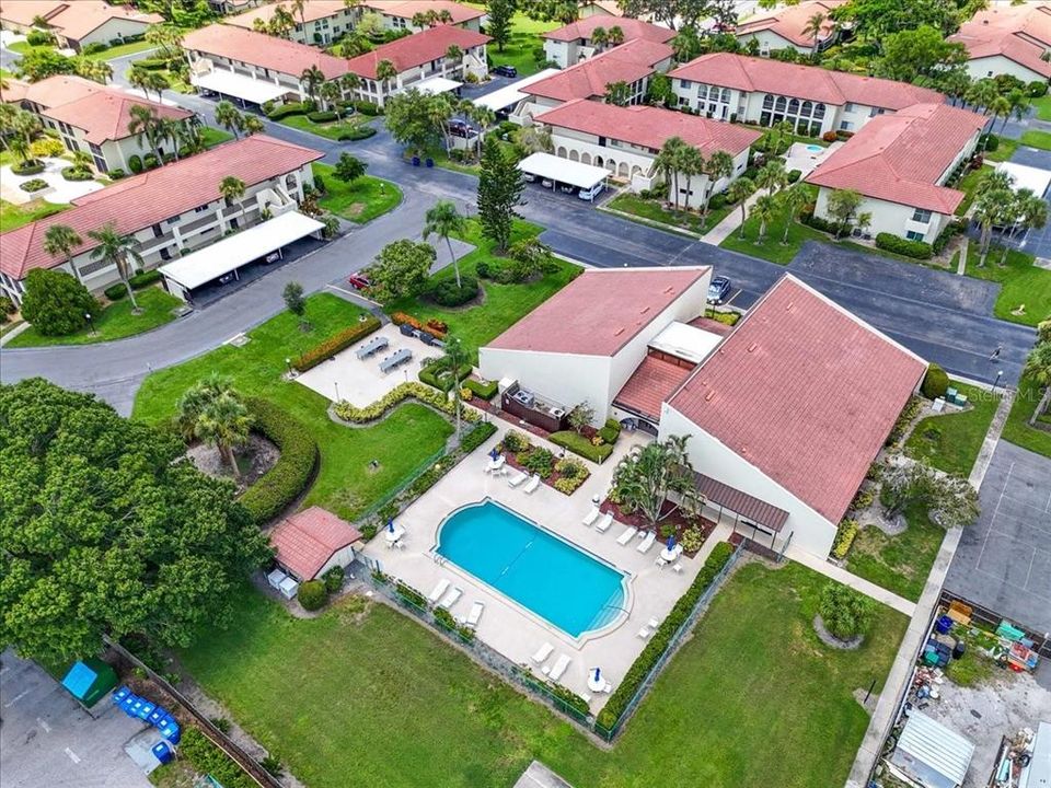 Active With Contract: $1,950 (2 beds, 2 baths, 1498 Square Feet)