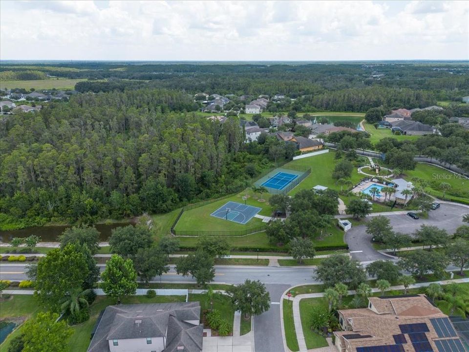 合同活跃: $540,000 (3 贝兹, 2 浴室, 2514 平方英尺)