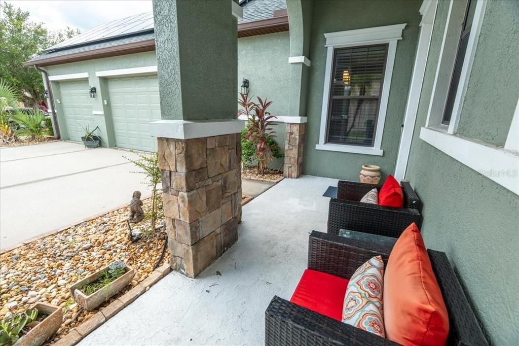 合同活跃: $540,000 (3 贝兹, 2 浴室, 2514 平方英尺)