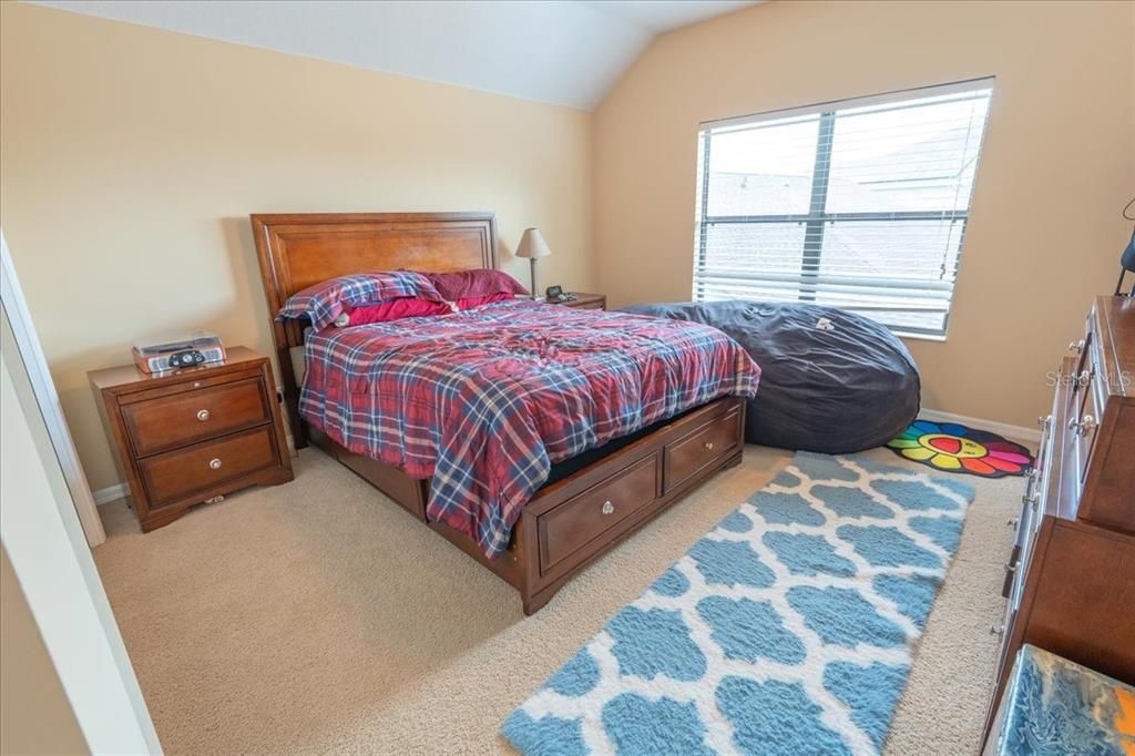 合同活跃: $540,000 (3 贝兹, 2 浴室, 2514 平方英尺)