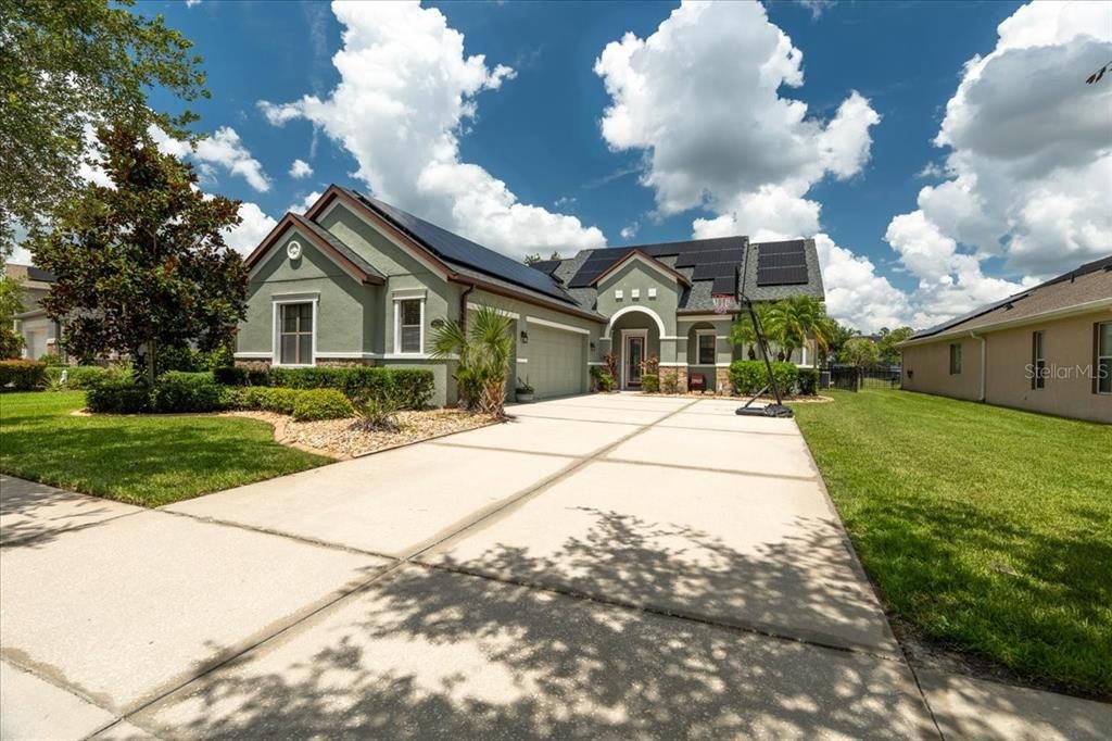 合同活跃: $540,000 (3 贝兹, 2 浴室, 2514 平方英尺)