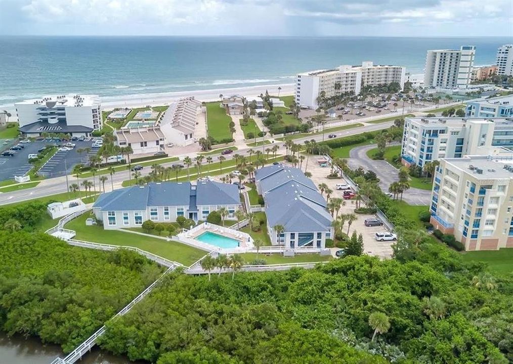 Recently Rented: $2,000 (2 beds, 2 baths, 1000 Square Feet)