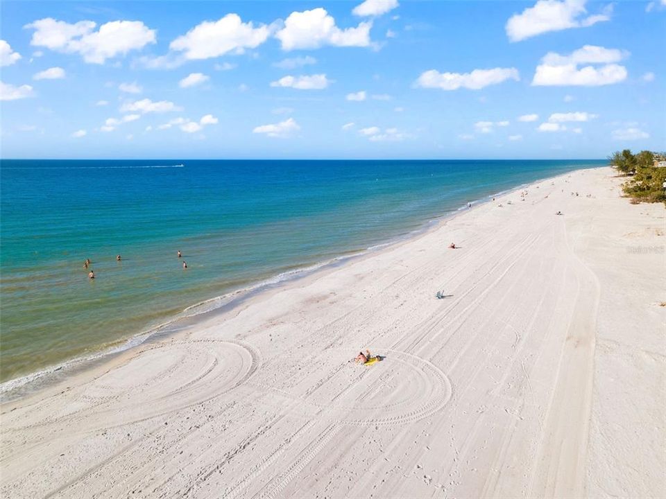 На продажу: $1,165,000 (2 спален, 2 ванн, 1795 Квадратных фут)