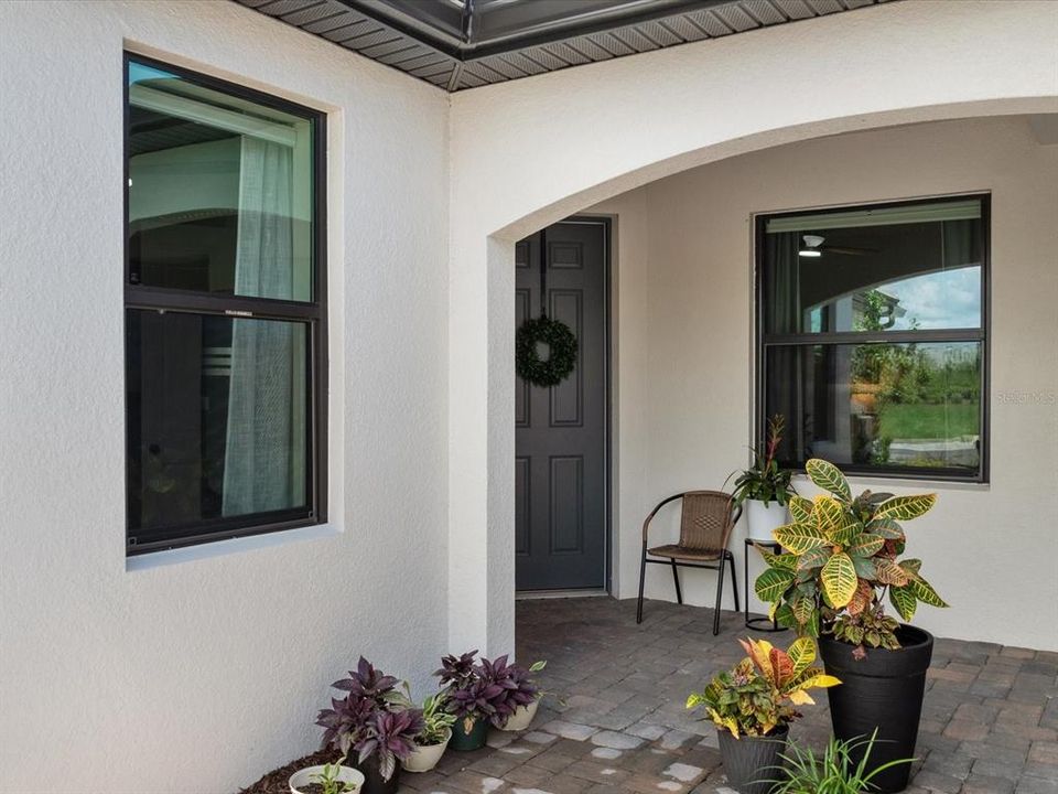 Activo con contrato: $399,999 (2 camas, 2 baños, 1442 Pies cuadrados)