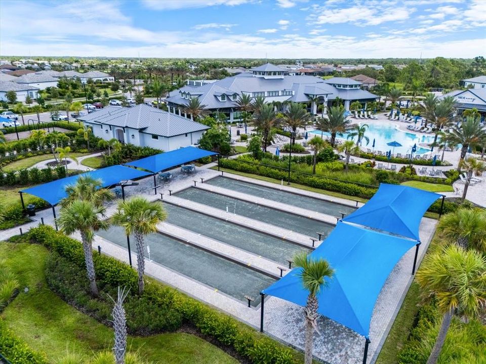 Activo con contrato: $399,999 (2 camas, 2 baños, 1442 Pies cuadrados)