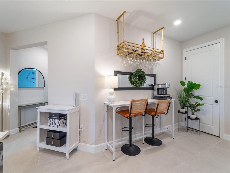 Activo con contrato: $399,999 (2 camas, 2 baños, 1442 Pies cuadrados)