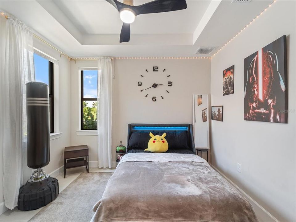 Activo con contrato: $399,999 (2 camas, 2 baños, 1442 Pies cuadrados)