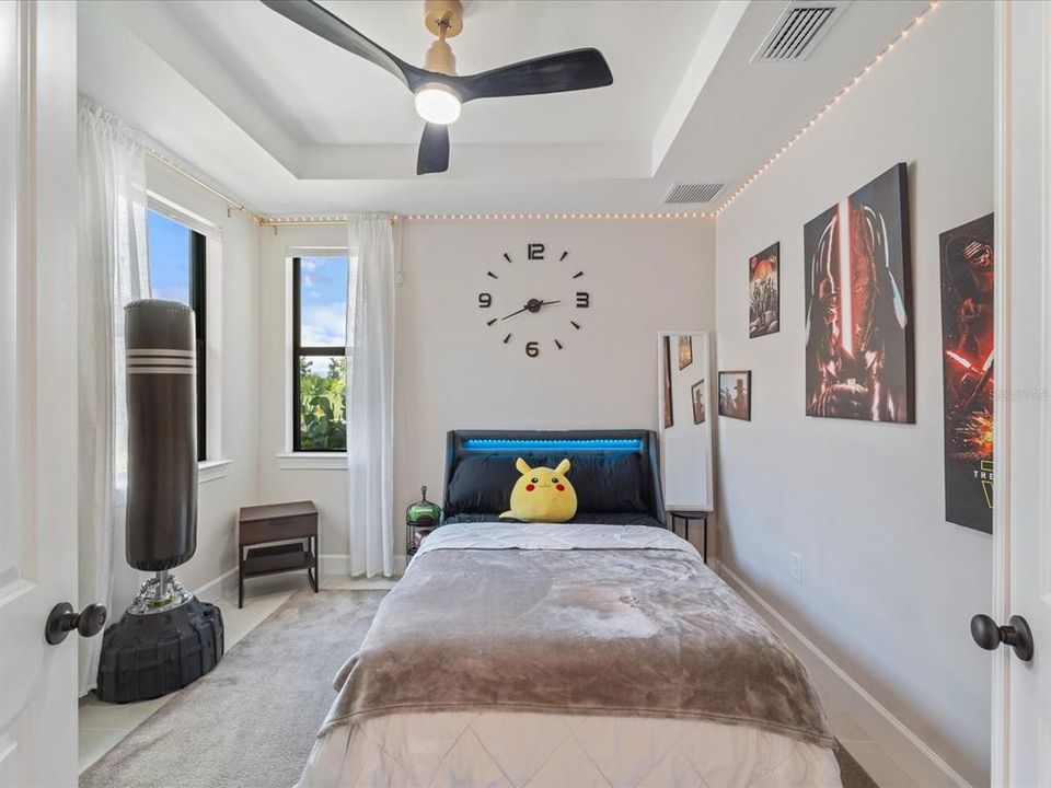 Activo con contrato: $399,999 (2 camas, 2 baños, 1442 Pies cuadrados)