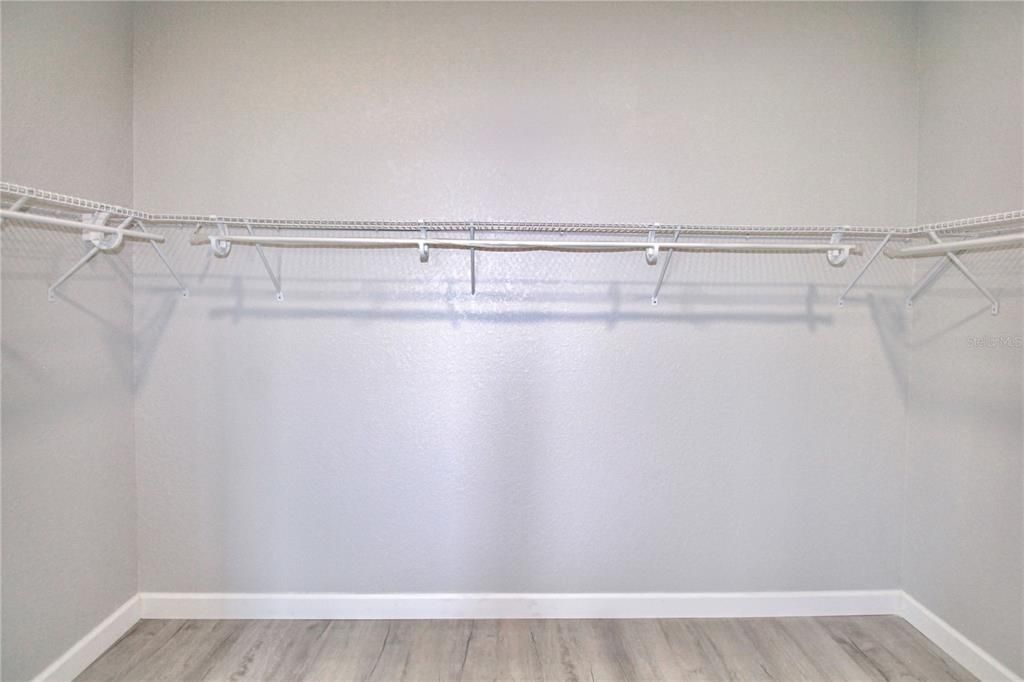 En Venta: $366,900 (3 camas, 3 baños, 1723 Pies cuadrados)