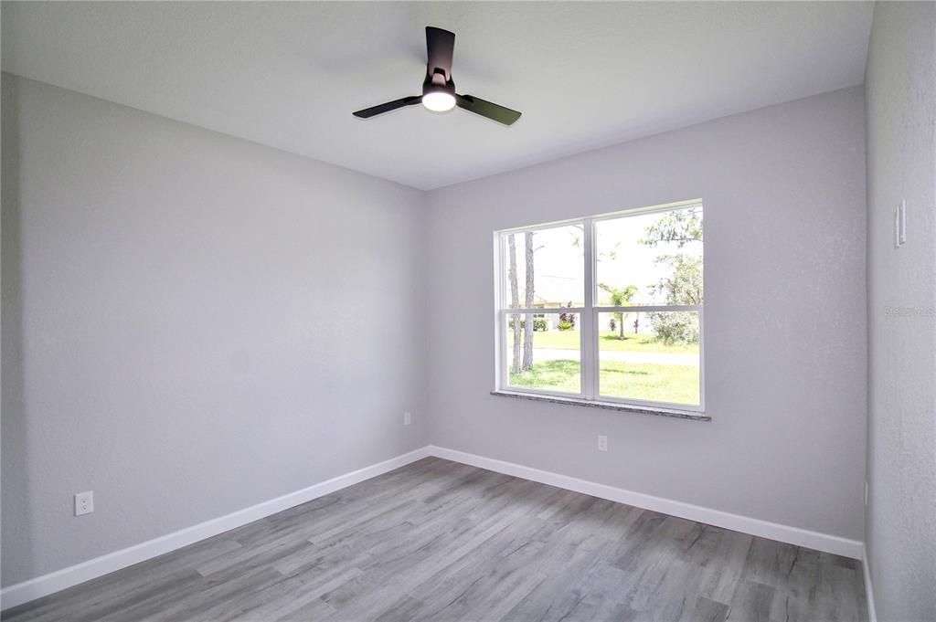 En Venta: $366,900 (3 camas, 3 baños, 1723 Pies cuadrados)