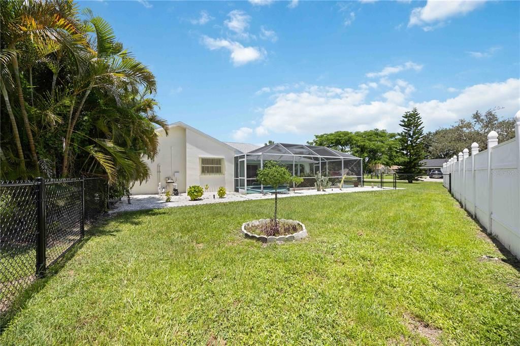 В аренду: $4,000 (3 спален, 2 ванн, 2108 Квадратных фут)